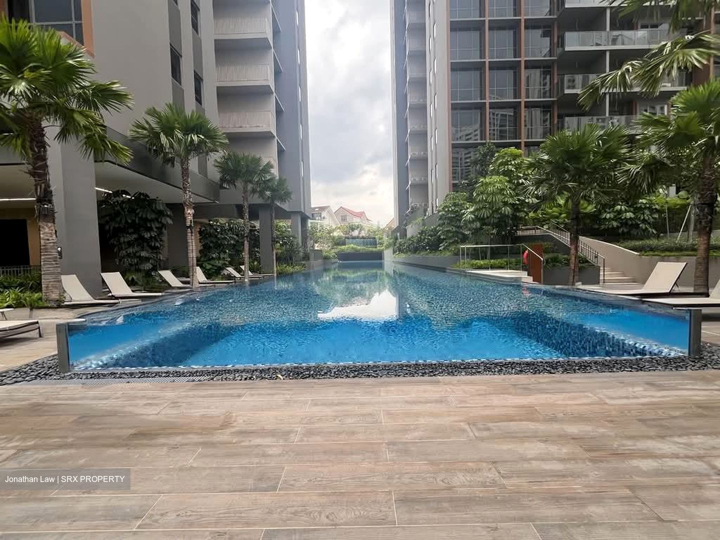 Amo Residence (D20), Apartment #529381371